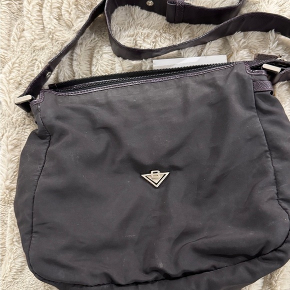 Vintage Bottega Veneta Black Nylon & Leather Crossbody Bag – Made in Italy - Picture 3 of 12